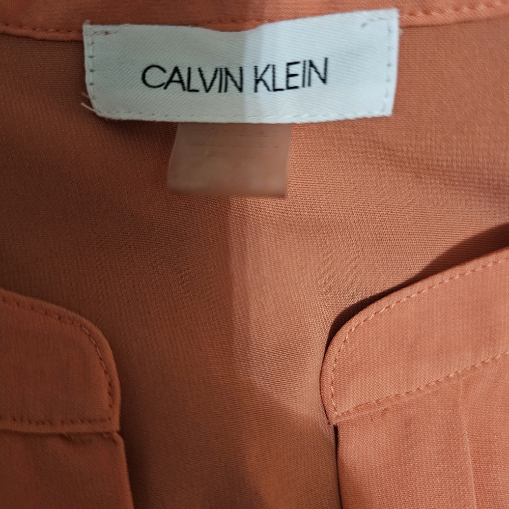 Calvin Klein Orange Sleeveless Pleated Blouse with Mandarin Collar - Picture 2 of 2